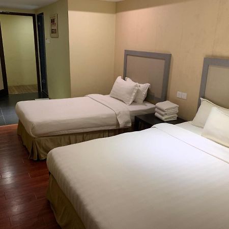 Mcity Inn Miri Exterior photo