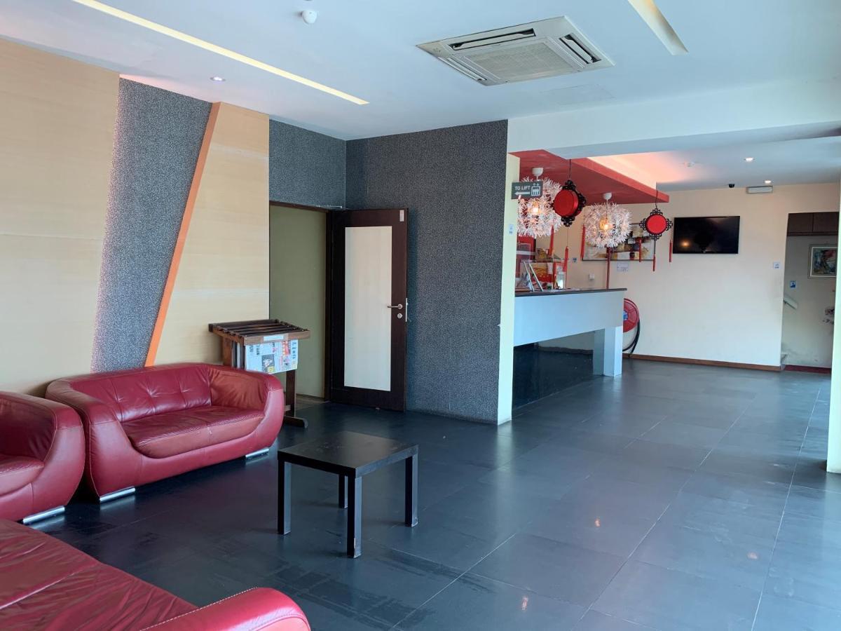 Mcity Inn Miri Exterior photo